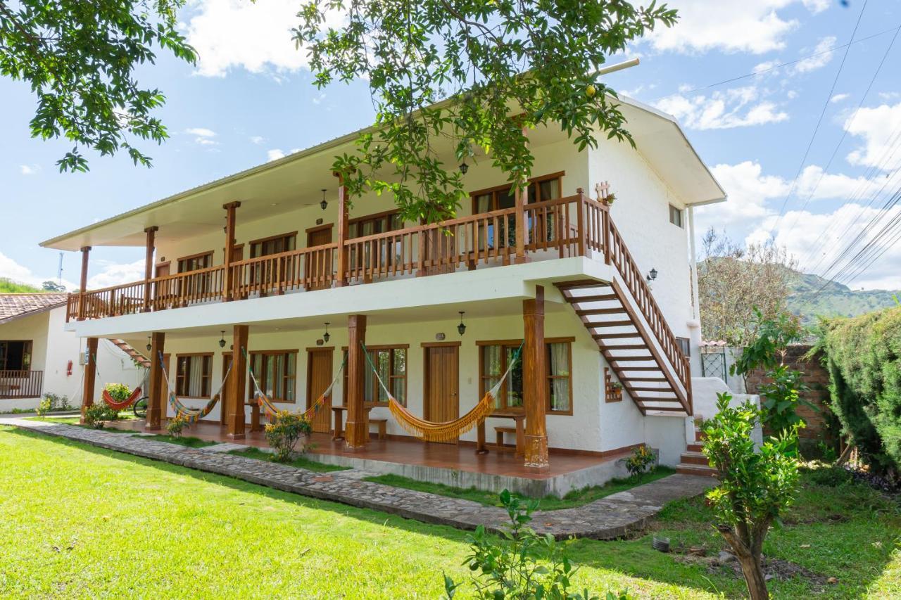 Hosteria Paraiso 比尔卡班巴 外观 照片